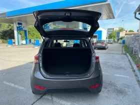 Hyundai Ix20 1.4CRDI - КЛИМАТРОНИК , снимка 17