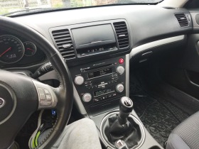 Subaru Legacy Комби, снимка 11