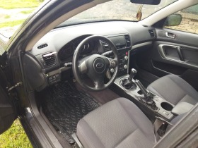 Subaru Legacy Комби, снимка 13
