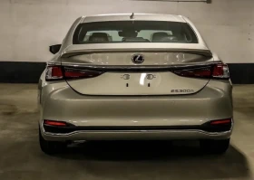 Lexus ES 300 Hybrid | Ultra Luxury | 9000KM |  - 49499 € / 96811.63 лв. - 41582516 2