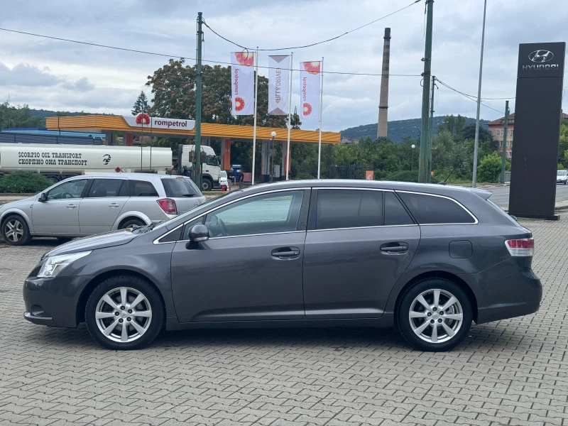 Toyota Avensis 2.2d4d/150kc/, снимка 6 - Автомобили и джипове - 46463848