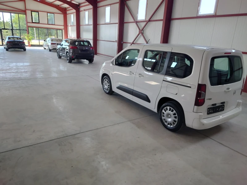 Opel Combo  Life 1.5 Edition, снимка 5 - Автомобили и джипове - 50999263