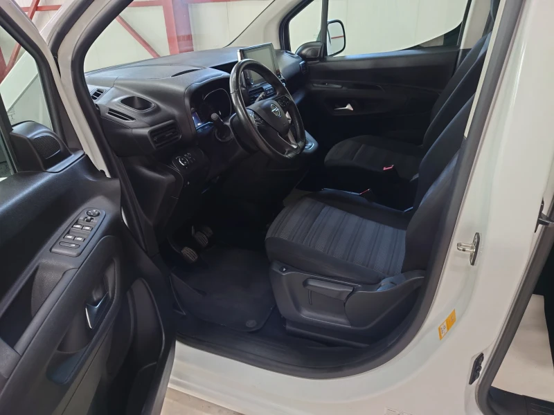 Opel Combo  Life 1.5 Edition, снимка 7 - Автомобили и джипове - 50999263