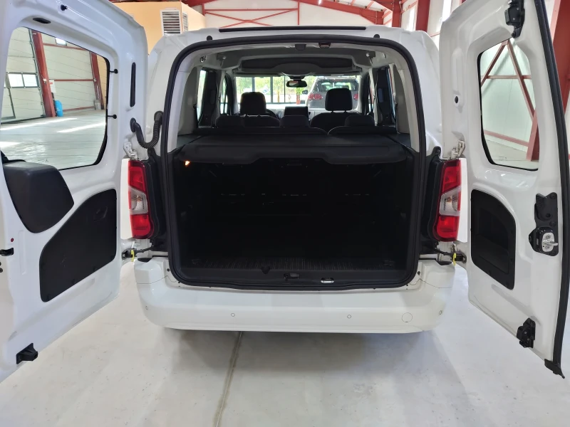 Opel Combo  Life 1.5 Edition, снимка 6 - Автомобили и джипове - 50999263