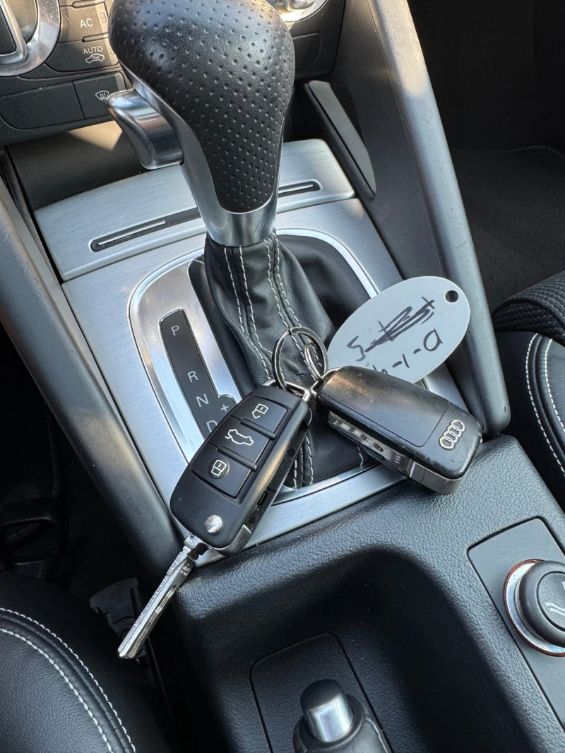Audi A3 2.0TDI 3x S-LINE::PANO::LED, снимка 14 - Автомобили и джипове - 51272829