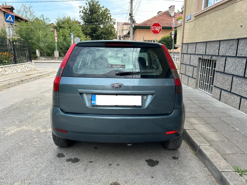 Ford Fiesta 1.4, снимка 5 - Автомобили и джипове - 52668366