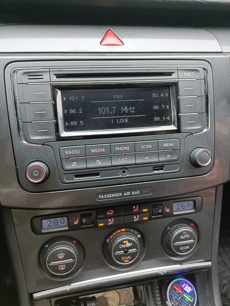 VW Passat B6, снимка 6 - Автомобили и джипове - 52014492