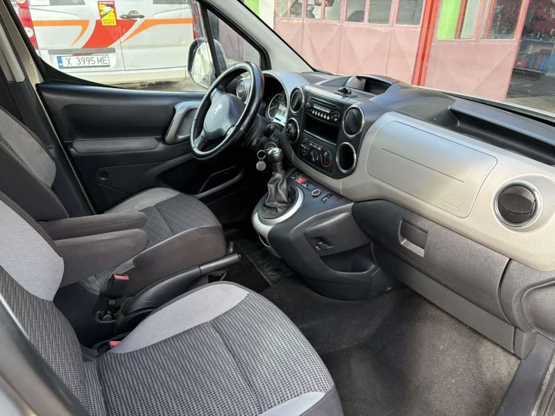 Peugeot Partner, снимка 5 - Автомобили и джипове - 52977675