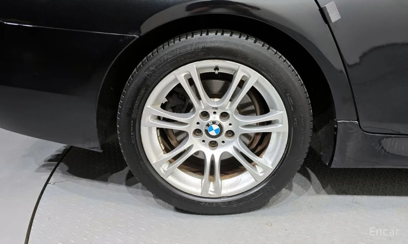 BMW 520, снимка 5 - Автомобили и джипове - 53044383