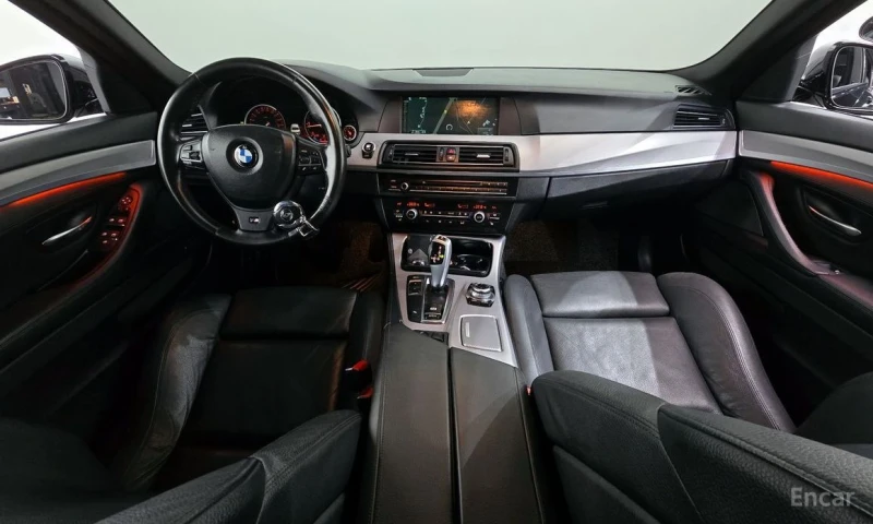 BMW 520, снимка 7 - Автомобили и джипове - 53044383