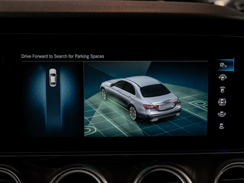 Mercedes-Benz E 350 AMG Line * ФИКСИРАНА ЦЕНА ДО БЪЛГАРИЯ * CARFAX * , снимка 15 - Автомобили и джипове - 53182026