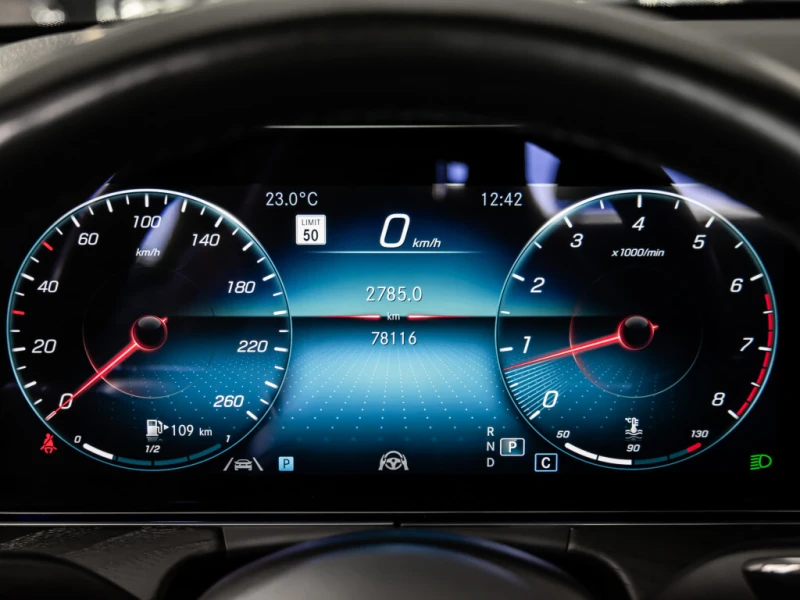 Mercedes-Benz E 350 AMG Line * ФИКСИРАНА ЦЕНА ДО БЪЛГАРИЯ * CARFAX * , снимка 12 - Автомобили и джипове - 53182026