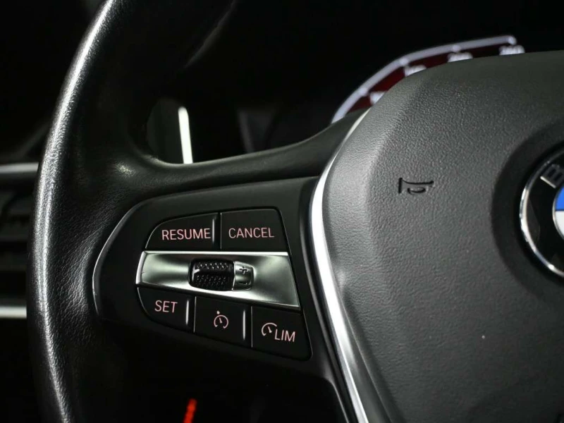 BMW 330 * xDrive NA * CARFAX * ЦЕНА ДО БГ, снимка 14 - Автомобили и джипове - 53445148