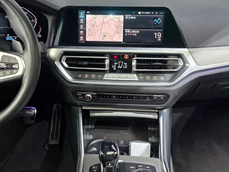 BMW 320 D xDrive M Sports, снимка 14 - Автомобили и джипове - 55810825