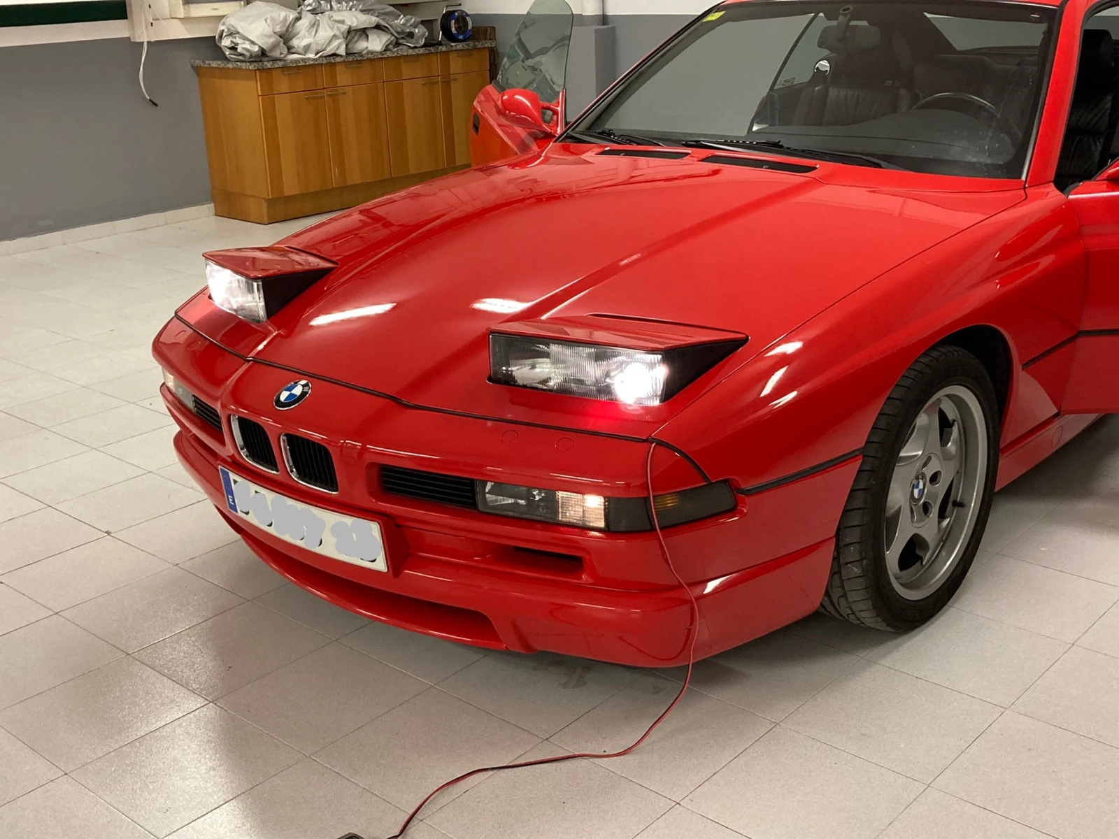 BMW 850  - изображение 4