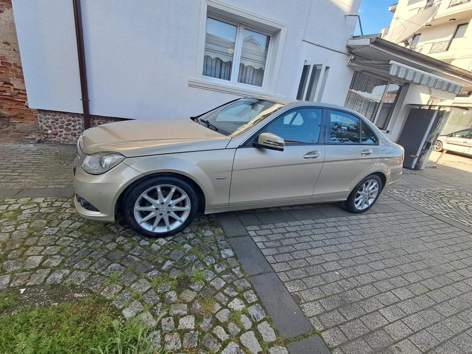 Mercedes-Benz C 180 CDI - изображение 3