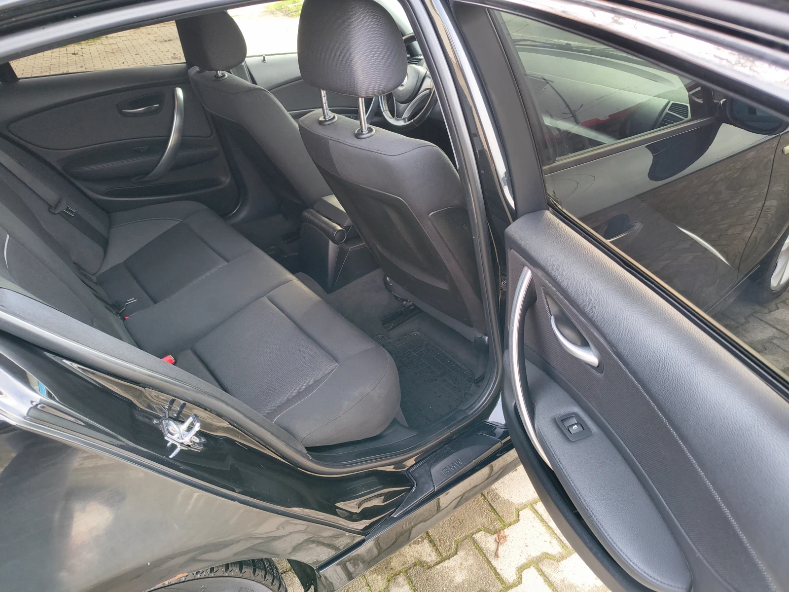 BMW 123 d, снимка 10 - Автомобили и джипове - 53641993