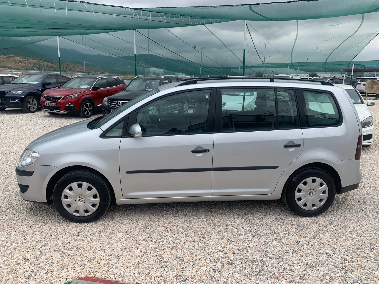 VW Touran 1.6i - изображение 5