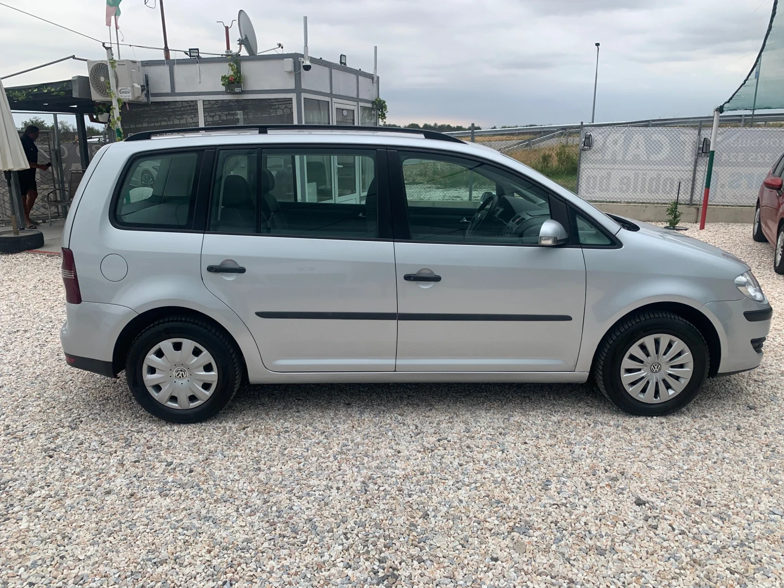 VW Touran 1.6i - изображение 4