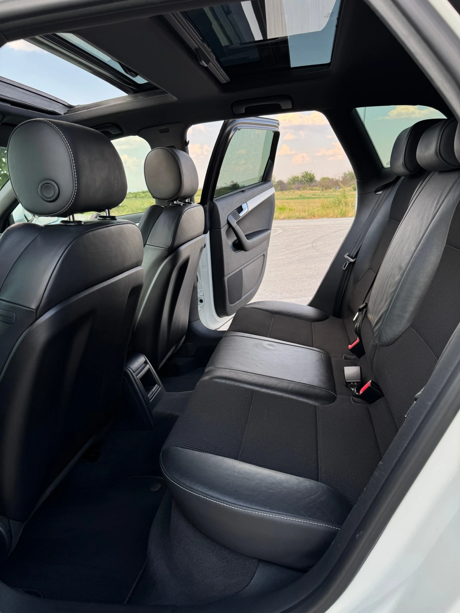 Audi A3 2.0TDI 3x S-LINE::PANO::LED - изображение 9