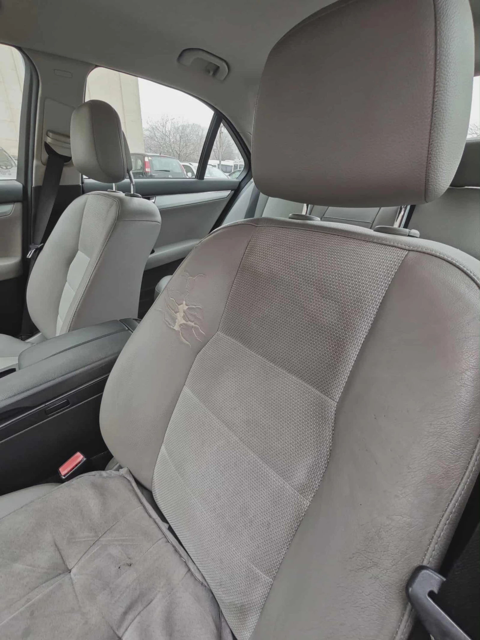 Mercedes-Benz C 220  - изображение 9