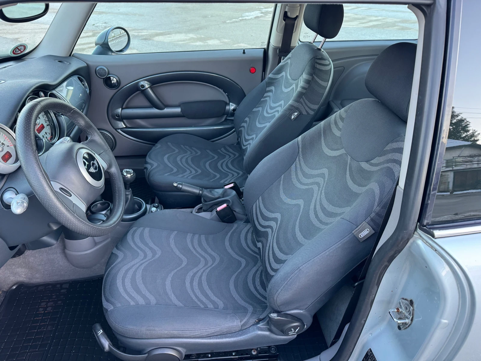 Mini One * 1.6i 90кс*  - изображение 10