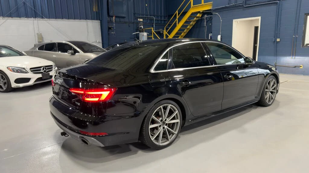 Audi A4 2.0T Premium Plus* АвтоКредит* (ЦЕНА ДО БГ) - изображение 3