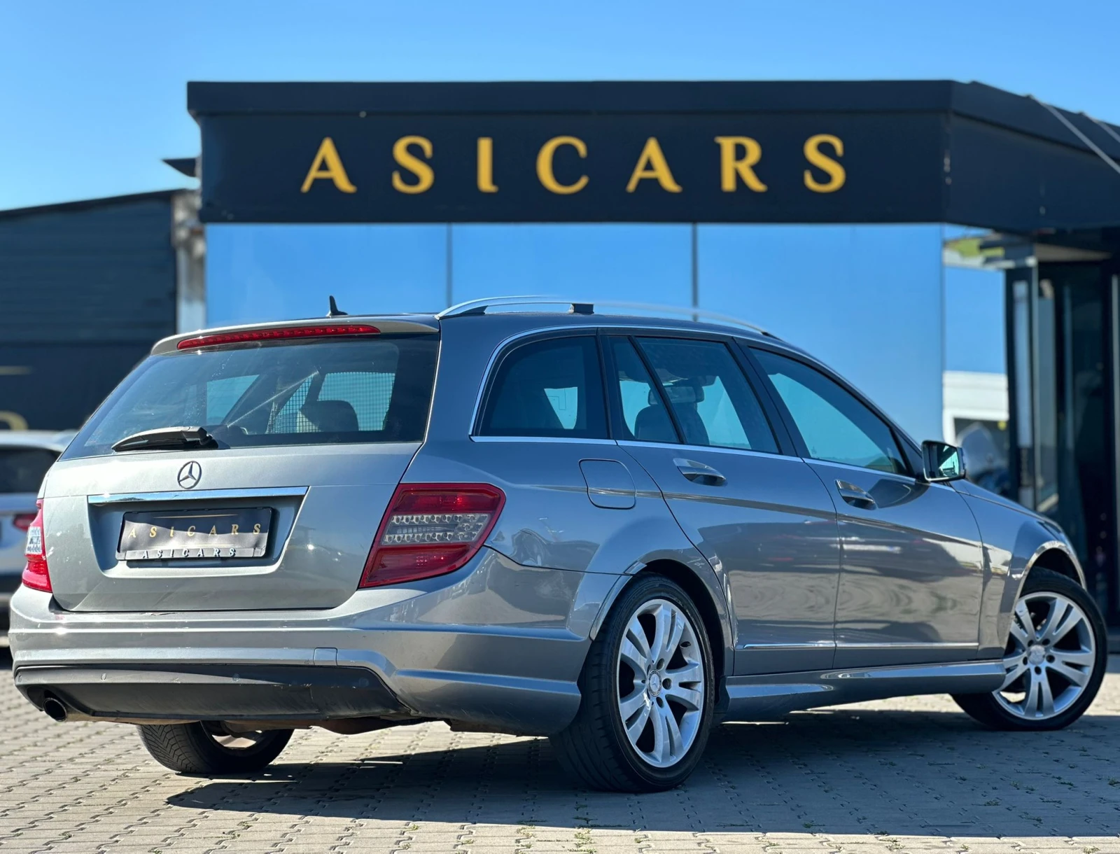 Mercedes-Benz C 220 / AMG PACK / PODGREV / NAVI / KOJA / - изображение 5