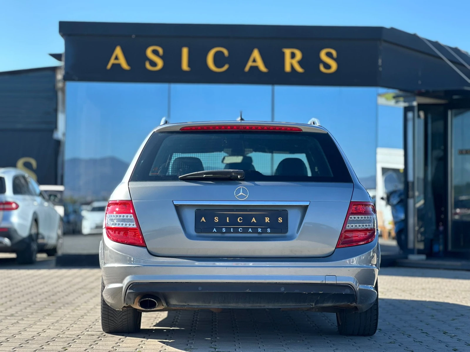 Mercedes-Benz C 220 / AMG PACK / PODGREV / NAVI / KOJA / - изображение 4