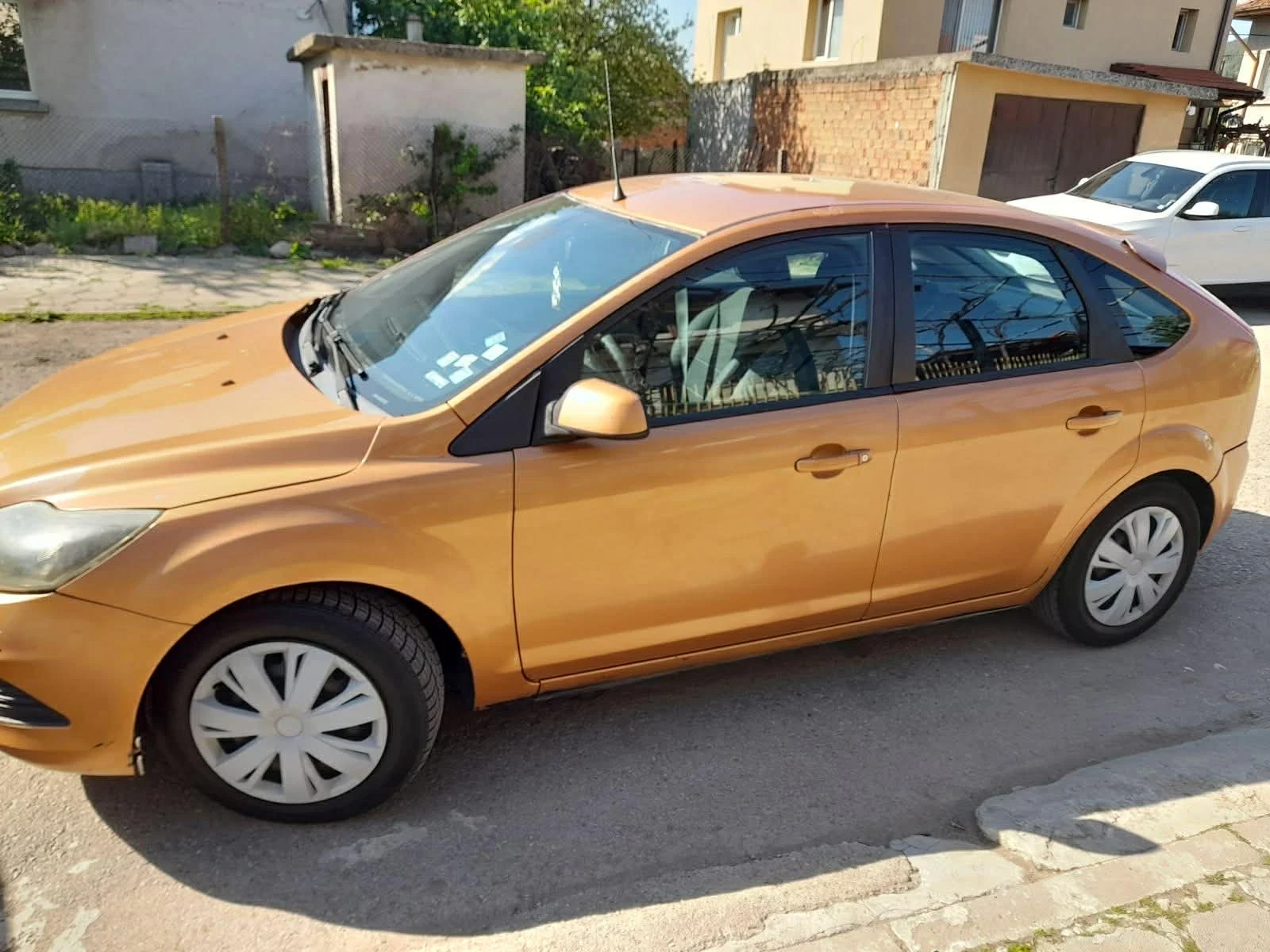 Ford Focus Има оригинална газова уредба  - изображение 3