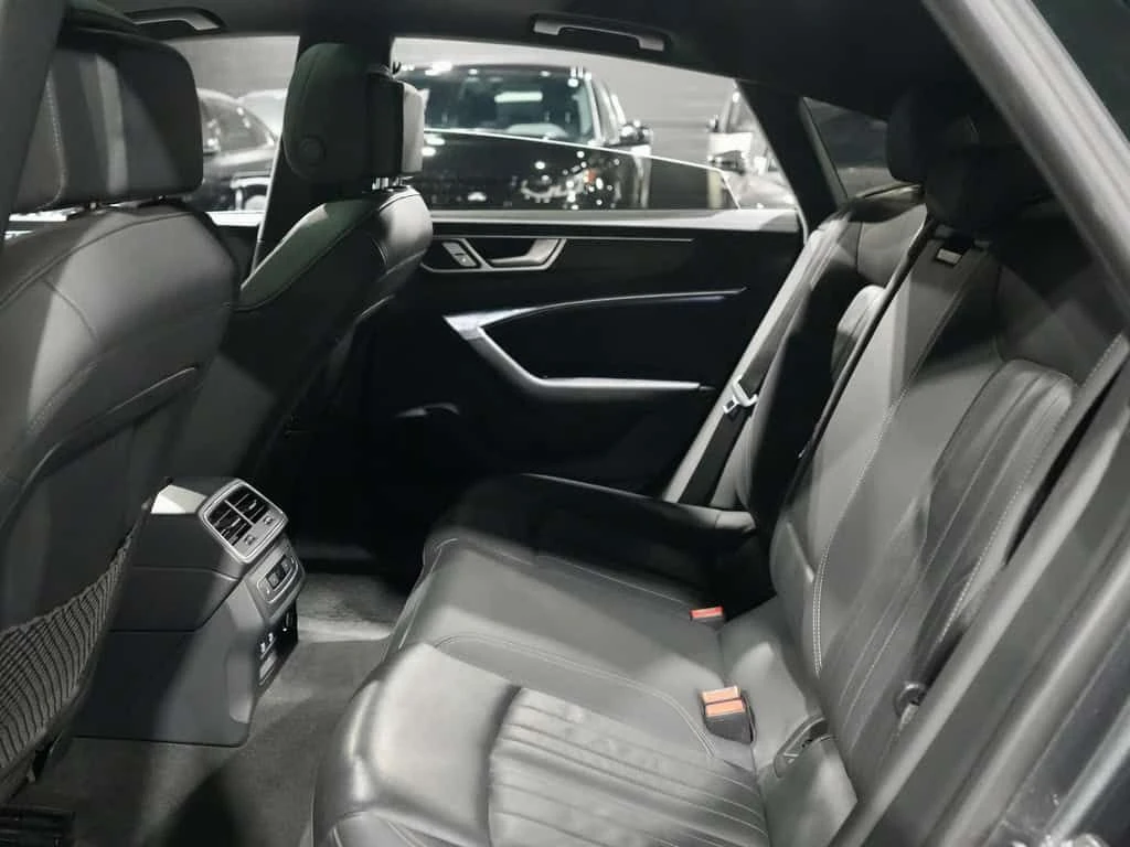 Audi A7 Progressiv| S | CARFAX, снимка 9 - Автомобили и джипове - 53933070