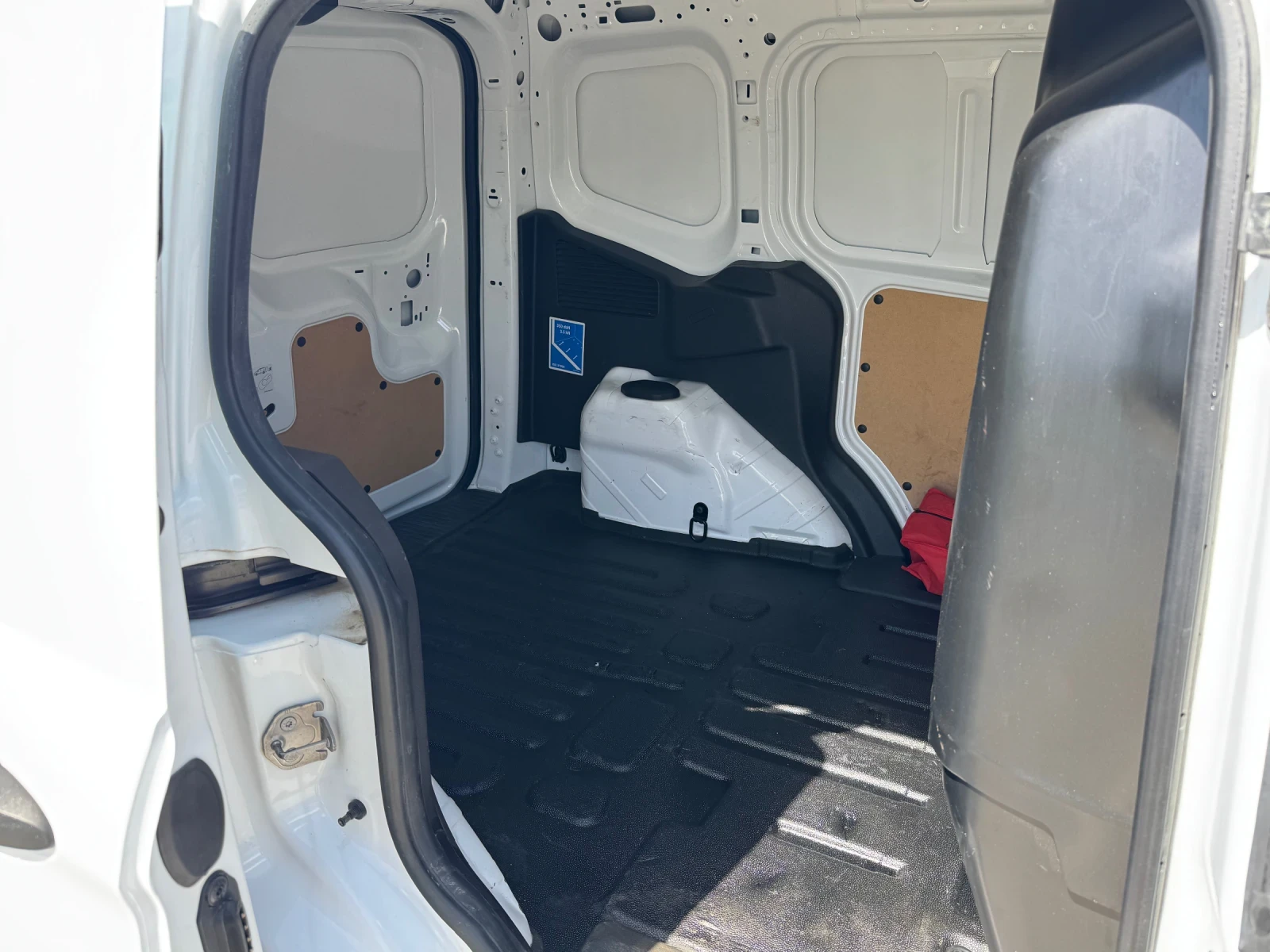 Ford Courier 1.5 TDCI , снимка 10 - Автомобили и джипове - 54231776