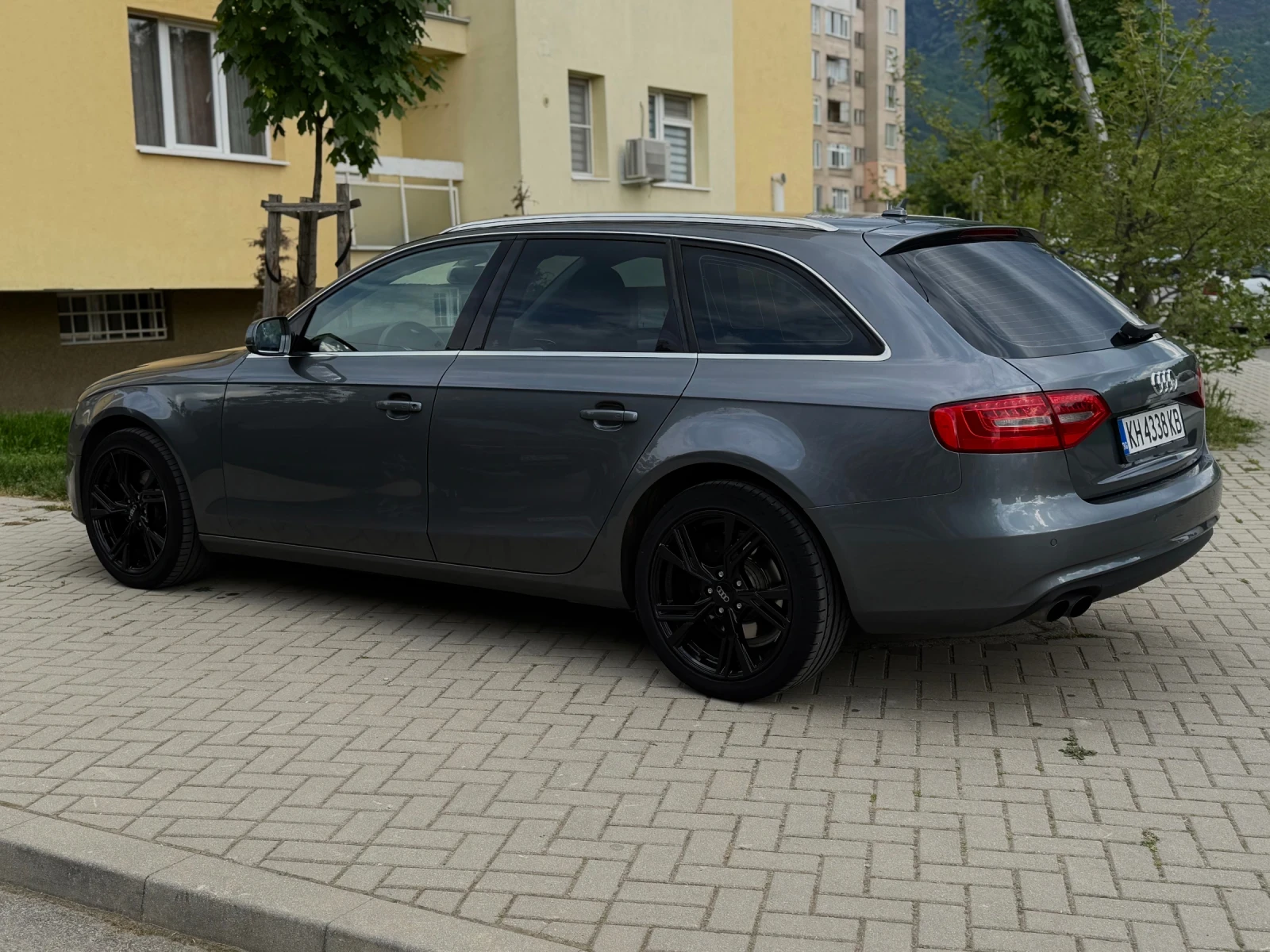 Audi A4 Audi A4 B8, 5 2.0 TDI Distronic, снимка 7 - Автомобили и джипове - 54359780