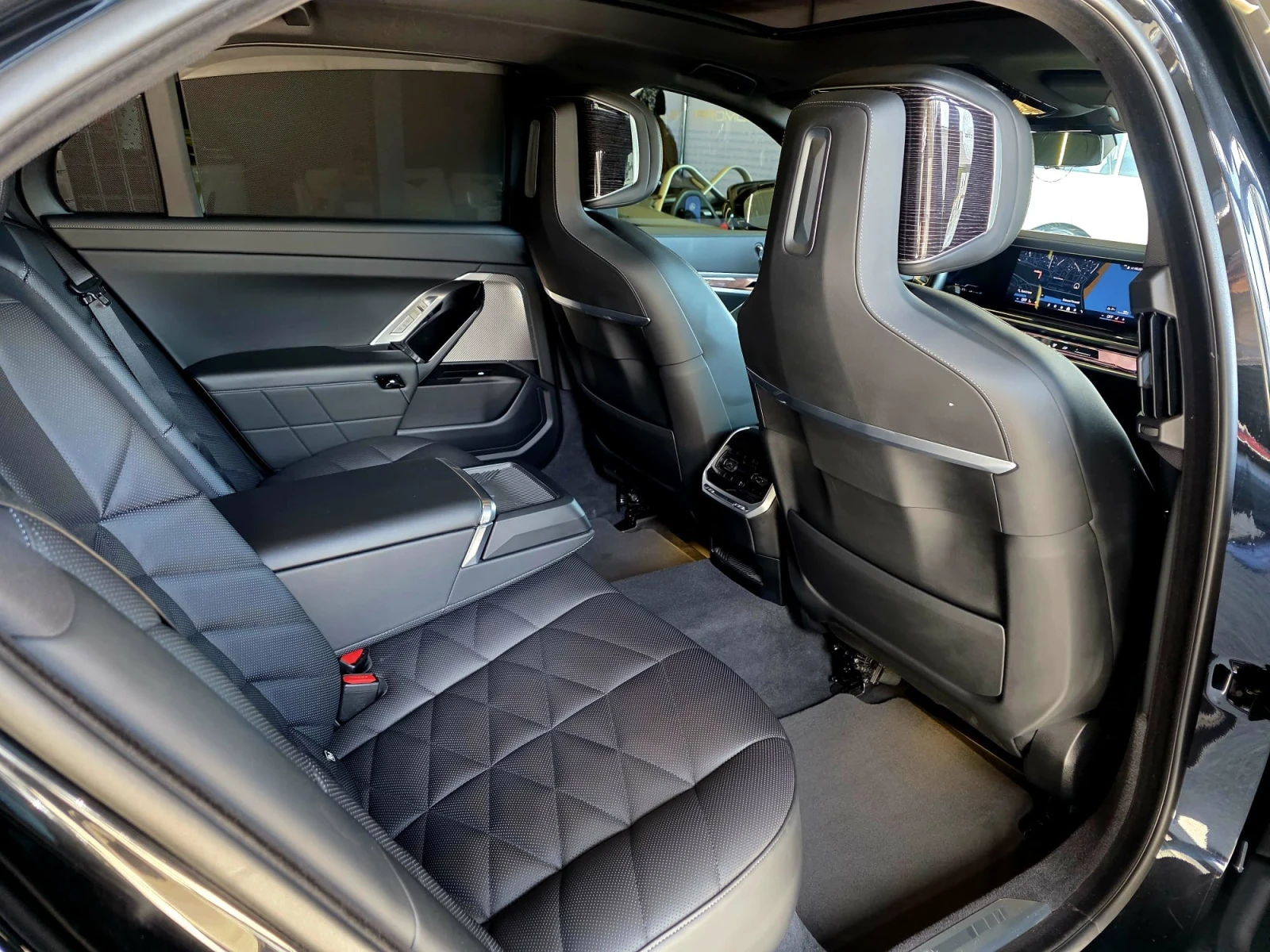 BMW 740 d* xDrive* B&W* HuD* ��������* 360* ������ | Mobile.bg � ����������� 14