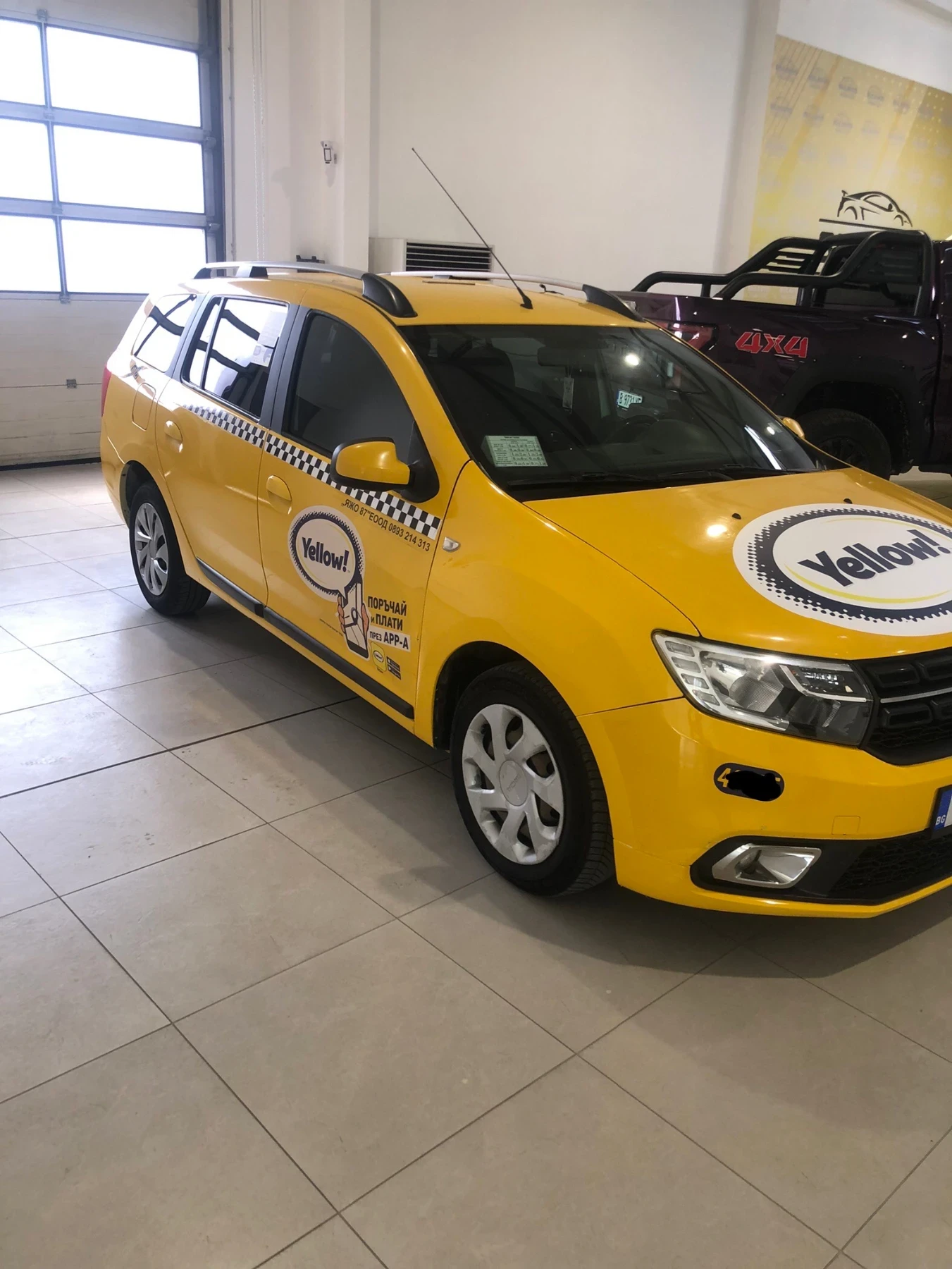 Dacia Logan 1.5d-avtomatik, снимка 3 - Автомобили и джипове - 54630445