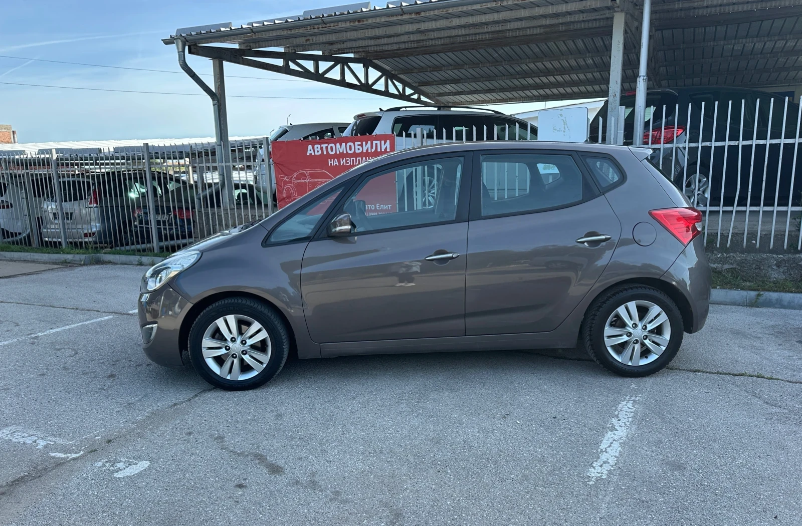 Hyundai Ix20 1.4CRDI - КЛИМАТРОНИК , снимка 8 - Автомобили и джипове - 54921667