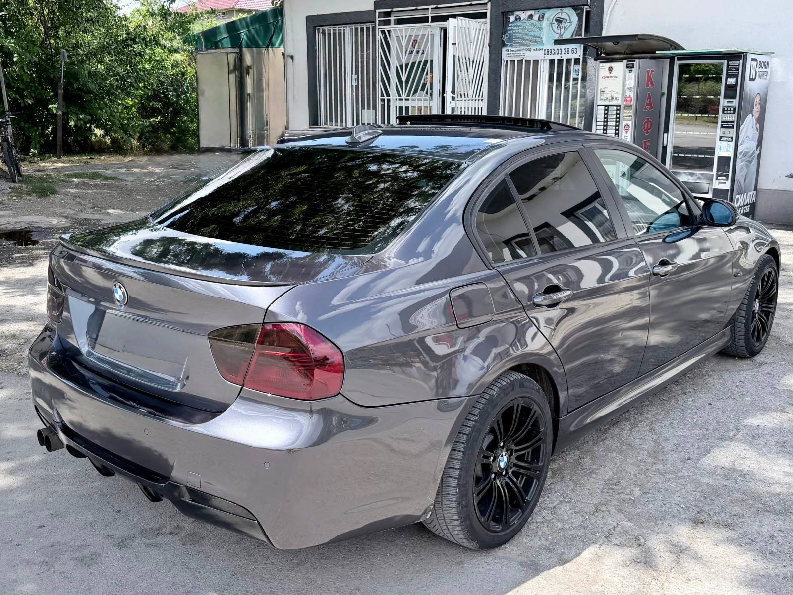 BMW 320, снимка 4 - Автомобили и джипове - 55408549