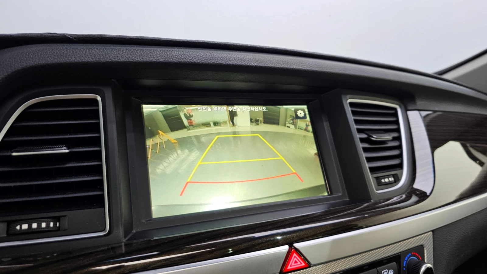 Genesis G80 LUXURY 3.3 GDi* ПОДГРЕВ ВОЛАН/СЕДАЛКИ, снимка 11 - Автомобили и джипове - 55648267