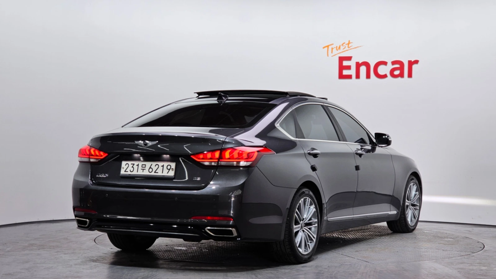 Genesis G80 LUXURY 3.3 GDi* ПОДГРЕВ ВОЛАН/СЕДАЛКИ, снимка 2 - Автомобили и джипове - 55648267