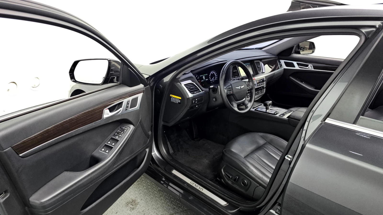 Genesis G80 LUXURY 3.3 GDi* ПОДГРЕВ ВОЛАН/СЕДАЛКИ, снимка 6 - Автомобили и джипове - 55648267