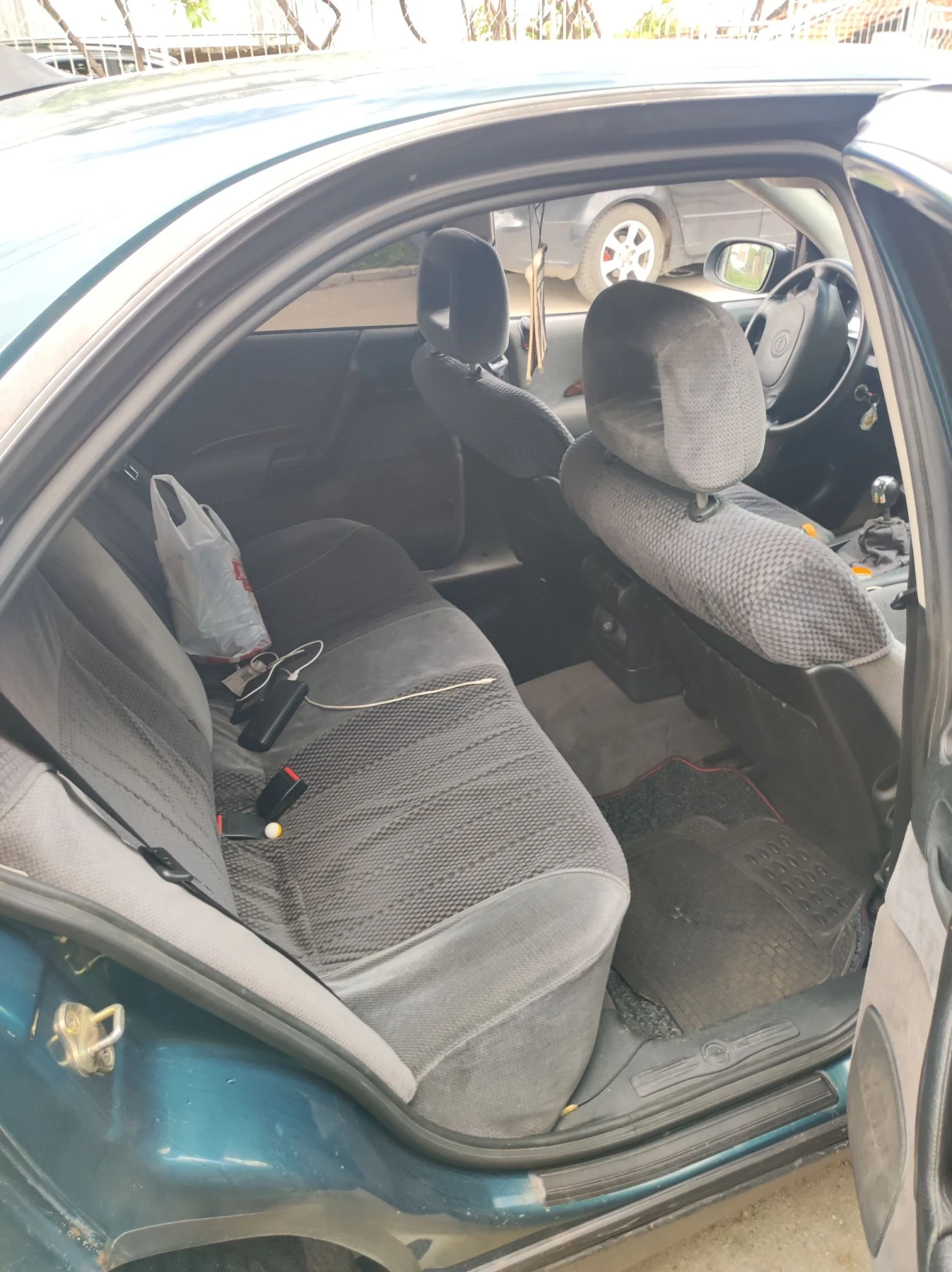 Opel Omega, снимка 5 - Автомобили и джипове - 55993512