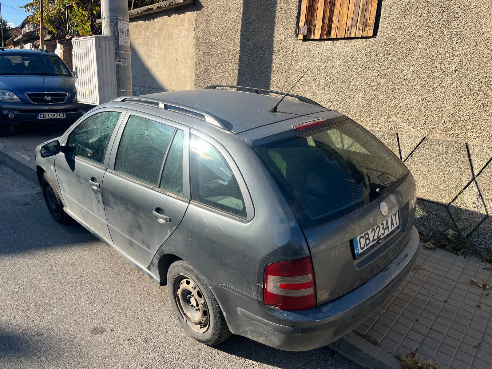 Skoda Fabia, снимка 2 - Автомобили и джипове - 56259318
