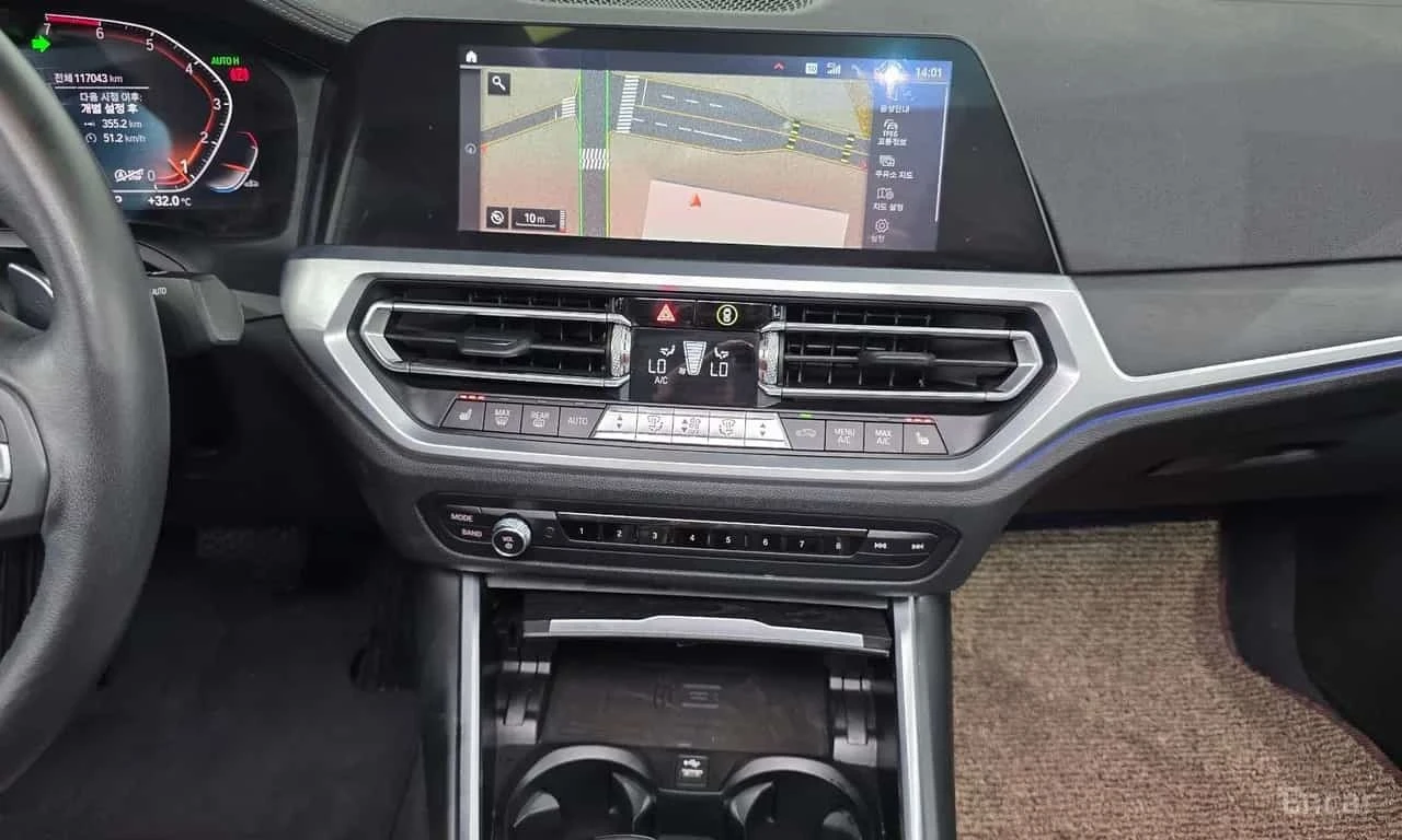 BMW 330 * 330i xDrive Luxury * 360 * HUD * ���� �� ��  | Mobile.bg � ����������� 14