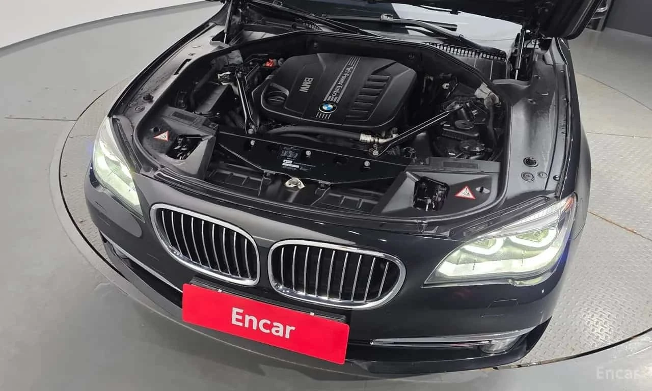 BMW 740 * 740d xDrive * ЦЕНА ДО БГ, снимка 6 - Автомобили и джипове - 56624595