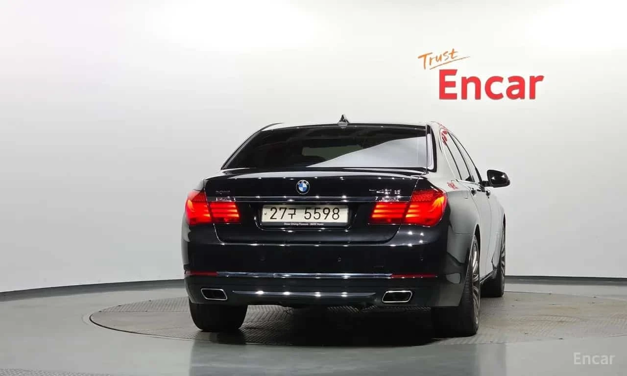 BMW 740 * 740d xDrive * ЦЕНА ДО БГ, снимка 4 - Автомобили и джипове - 56624595
