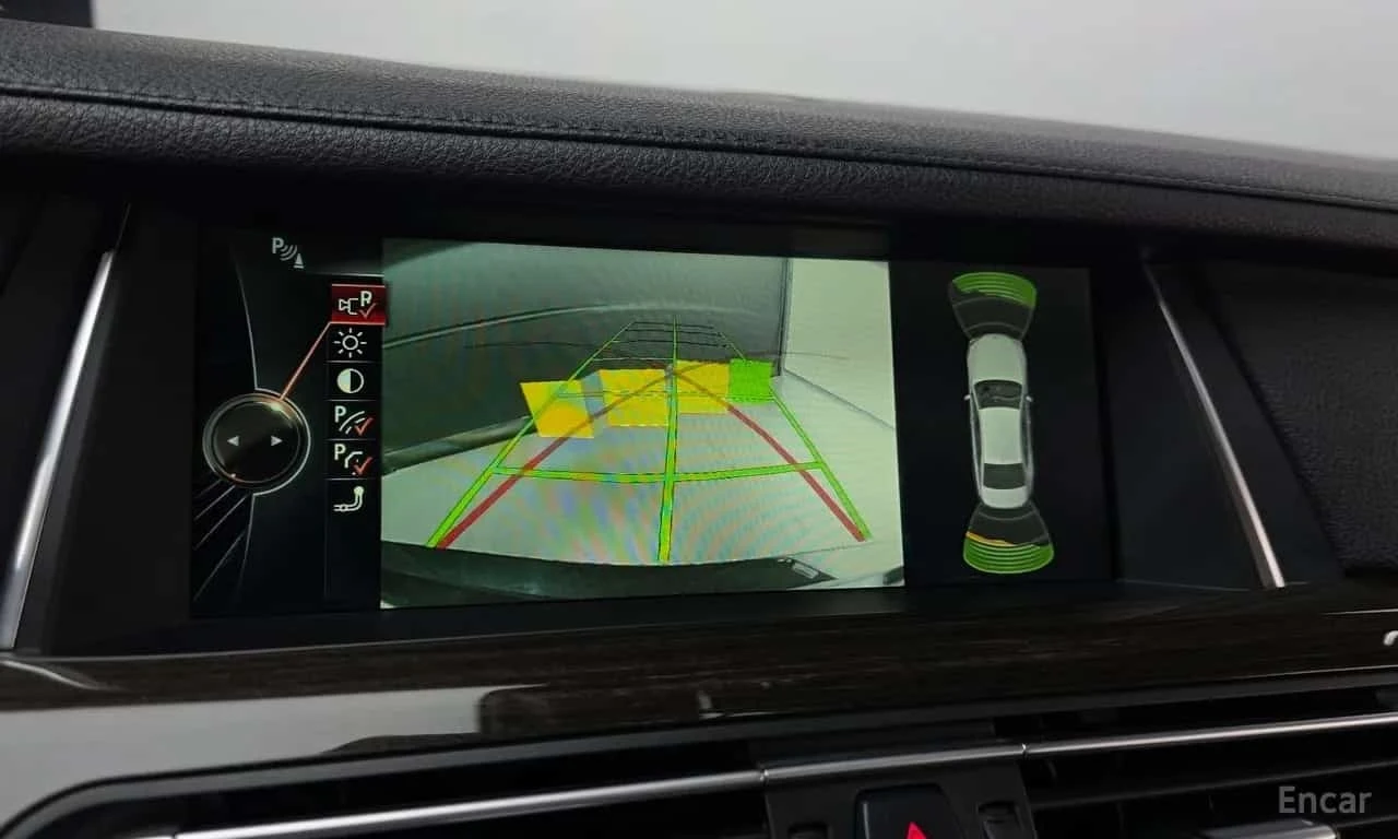 BMW 740 * 740d xDrive * ЦЕНА ДО БГ, снимка 16 - Автомобили и джипове - 56624595