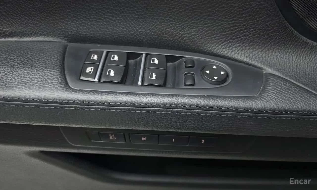 BMW 740 * 740d xDrive * ЦЕНА ДО БГ, снимка 11 - Автомобили и джипове - 56624595