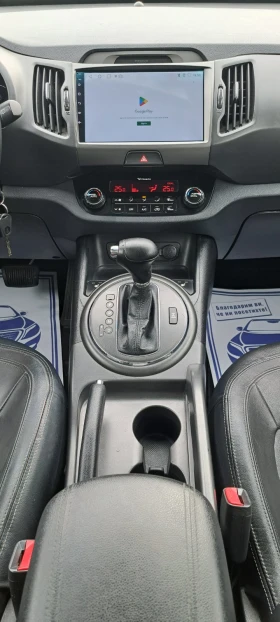 Kia Sportage 2.0 CRDI 4X4 АВТОМАТ, КОЖА, НАВИ, ПОДГРЕВ, снимка 14