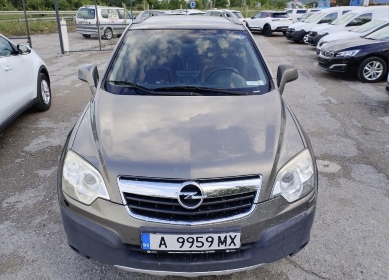Opel Antara, снимка 8 - Автомобили и джипове - 46105378