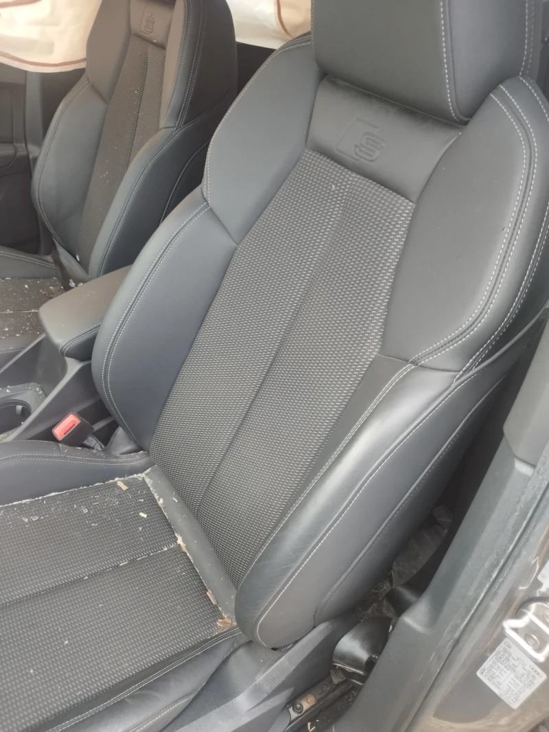 Audi Q4 50 E Tron, снимка 5 - Автомобили и джипове - 52079922